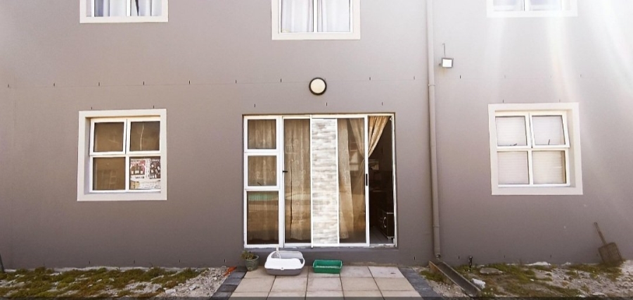 2 Bedroom Property for Sale in Muizenberg Western Cape